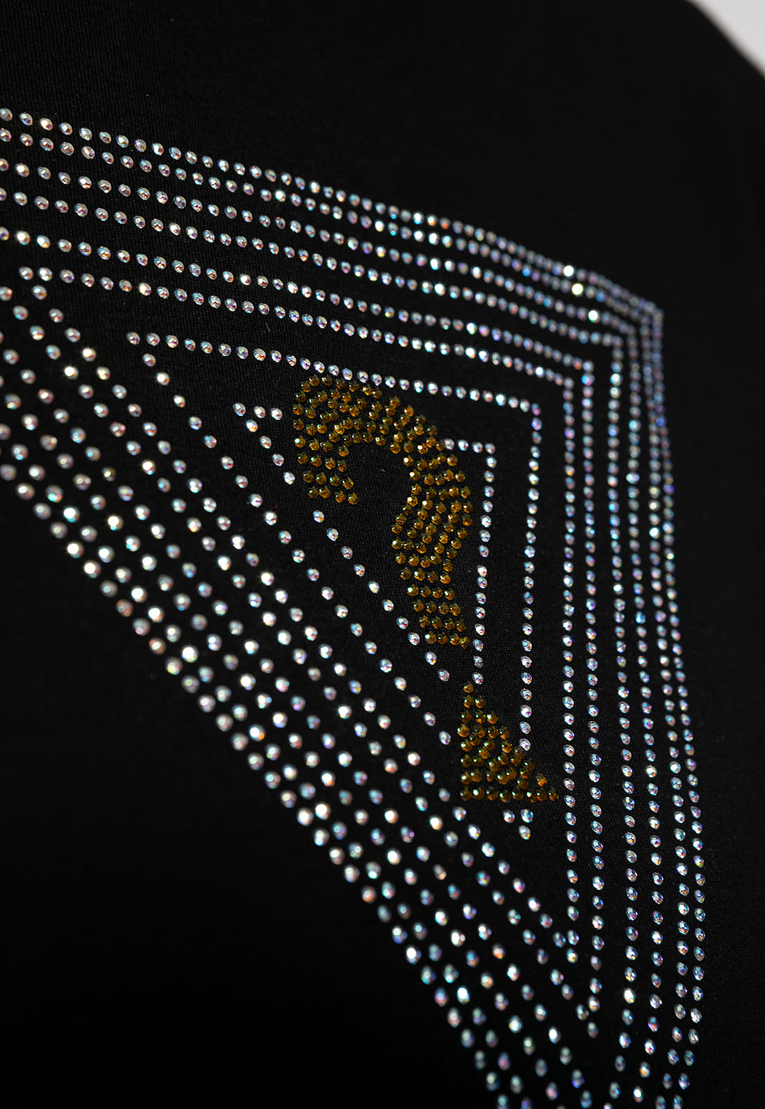 T-shirt Guess Triangs Hot Fix Preto - Imagem 3