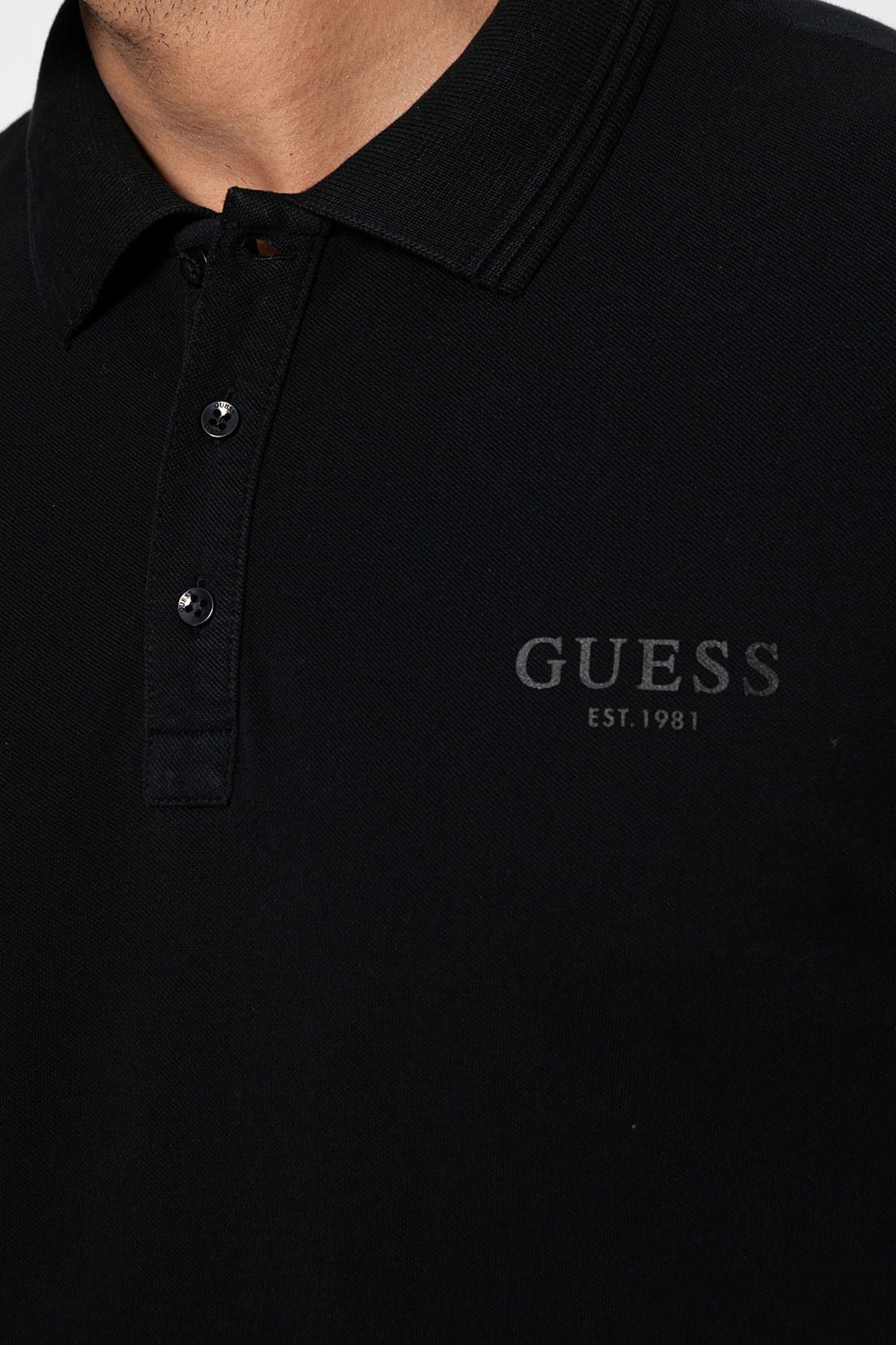 Camisa Polo Guess Silk Relevo Est 1981 Preto - Imagem 25
