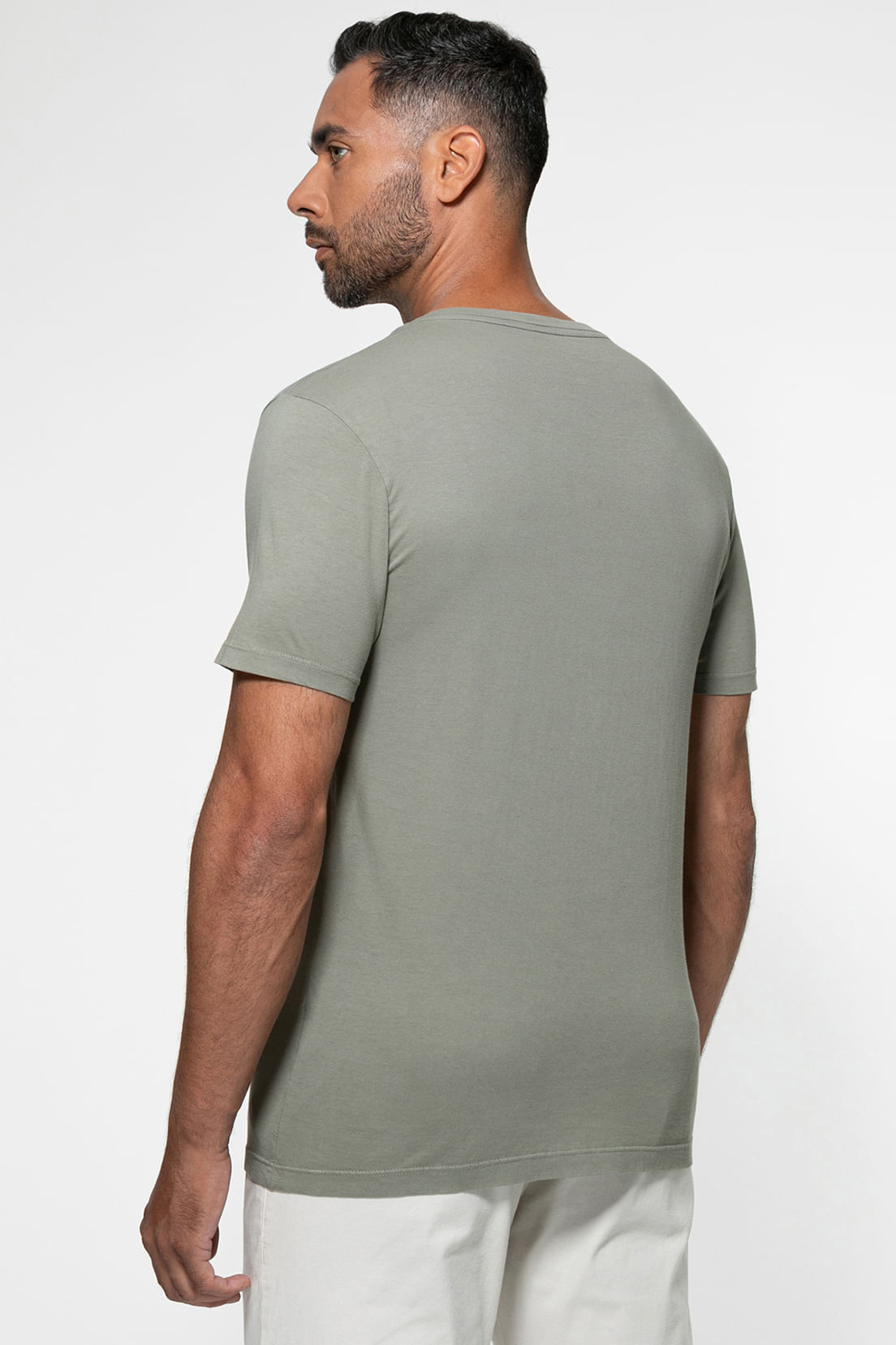 Camiseta Guess Bordado Centro Verde - Imagem 9