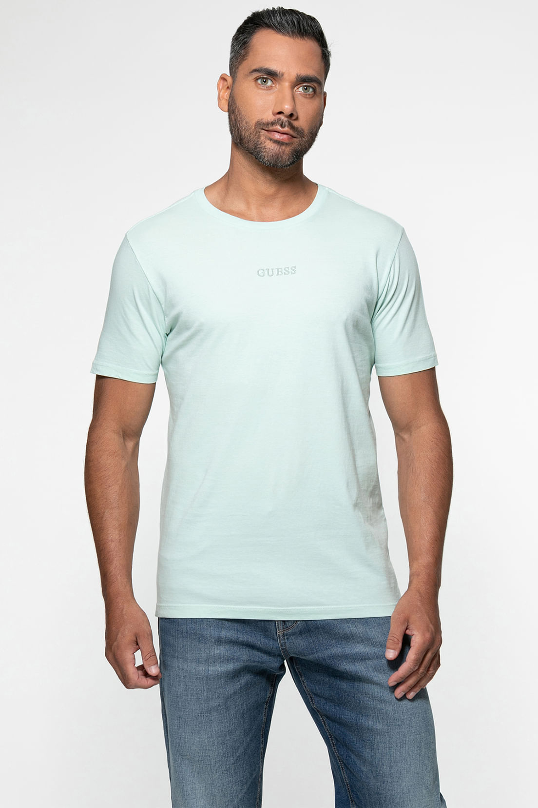 Camiseta Guess Bordado Centro Azul Claro