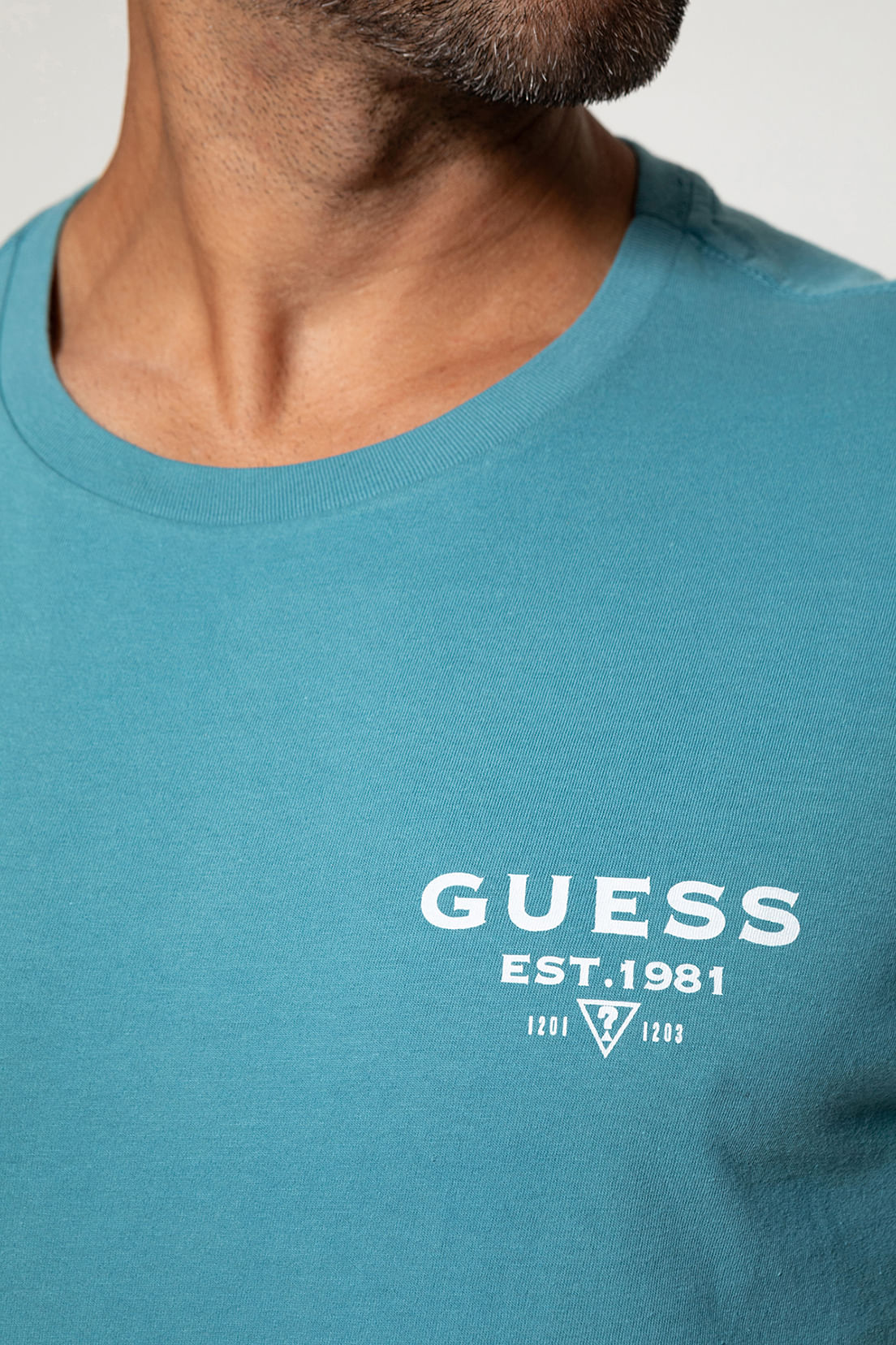 Camiseta Est 1981 Guess Azul - Imagem 23