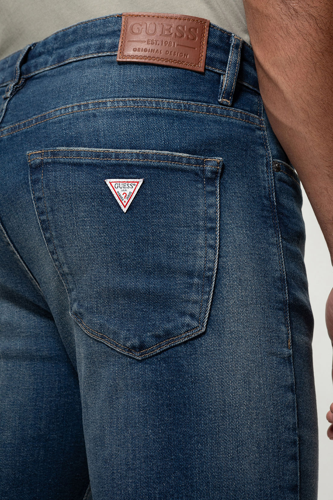 Bermuda Jeans Barra A Fio Azul - Imagem 34