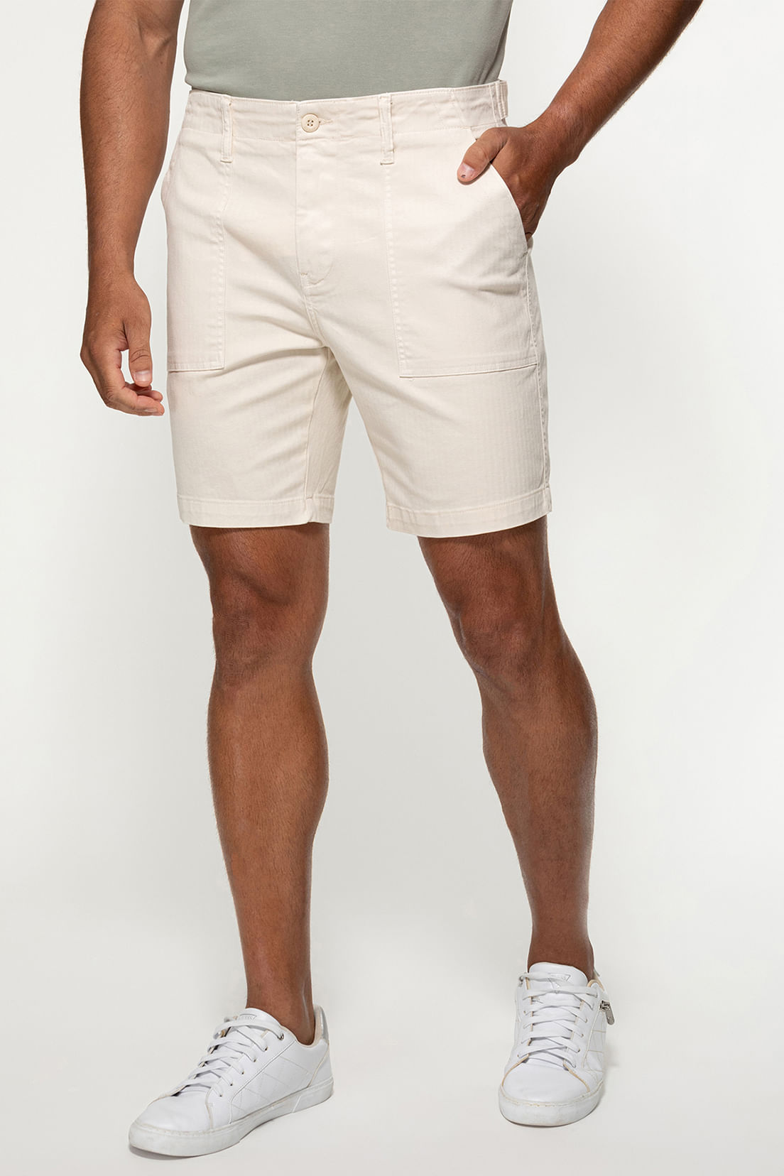 Bermuda Sarja Espinha de Peixe Bege