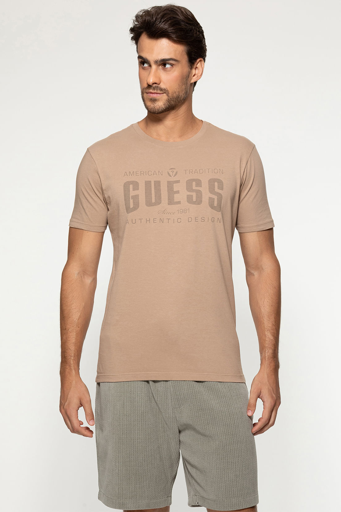 Camiseta Guess American Tradition Bege - Imagem 11