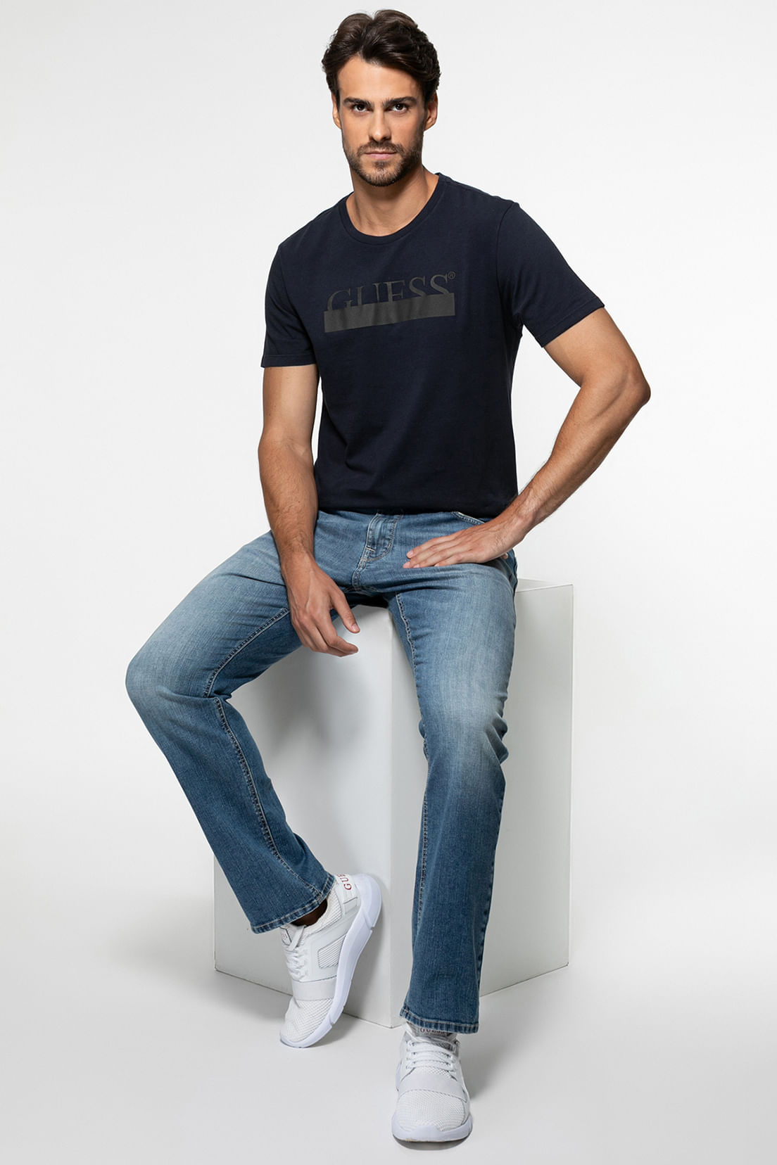 Calça Jeans Guess Slim Straight Azul - Imagem 15