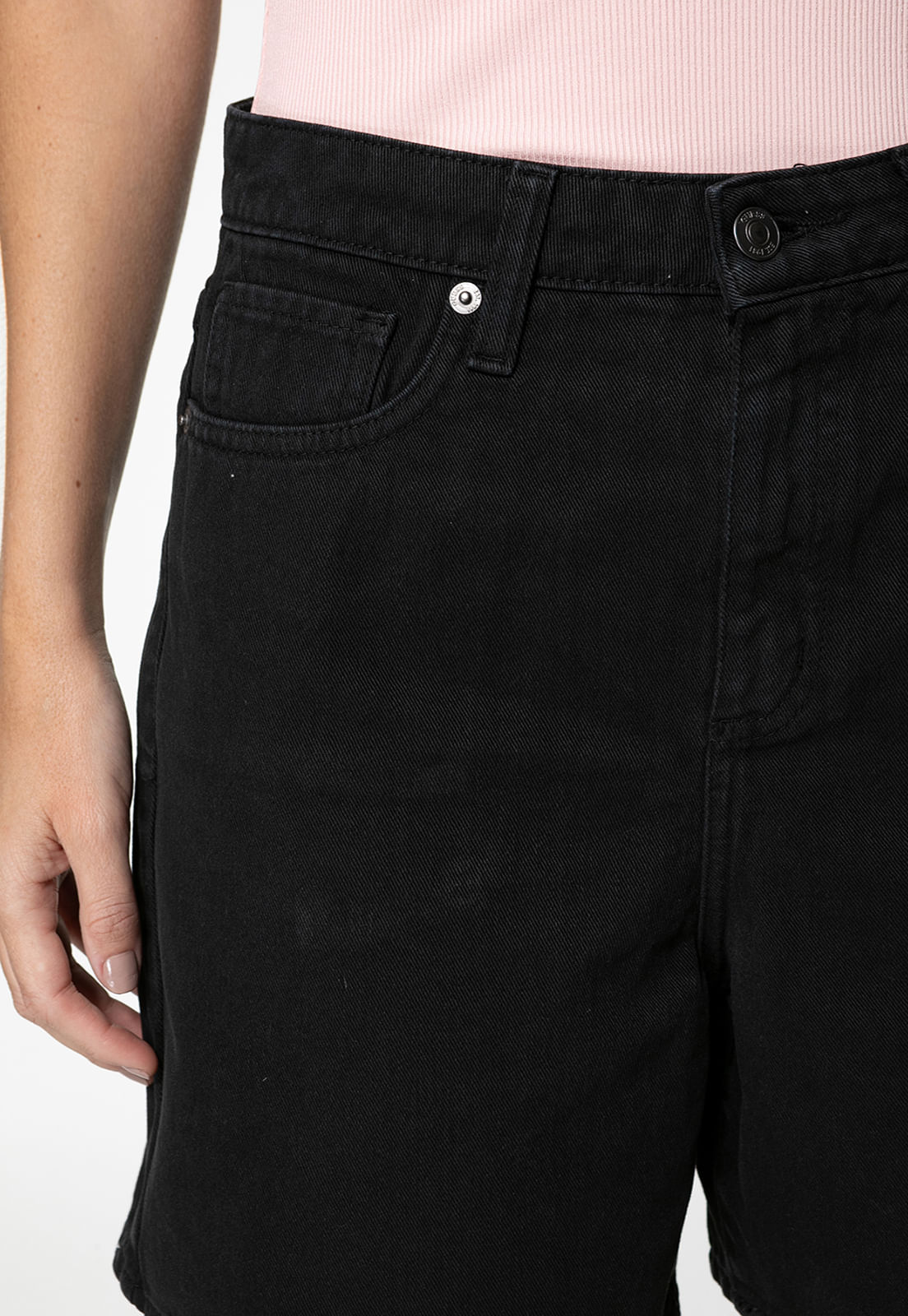 Bermuda Sarja Guess Preto - Imagem 29