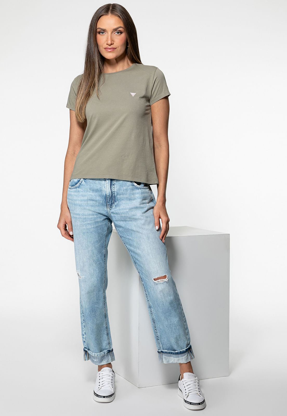 Calça Jeans Guess Boyfriend Azul Claro - Imagem 11