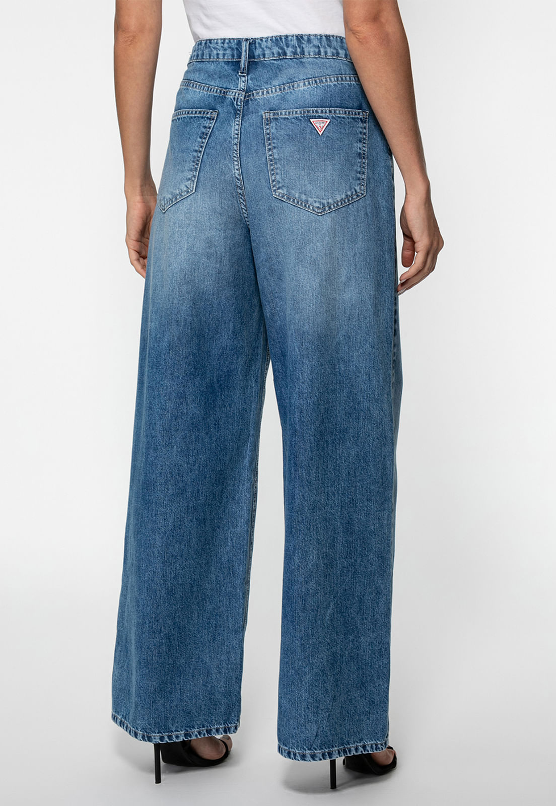 Calça Jeans Guess Wide Leg Azul Claro - Imagem 29
