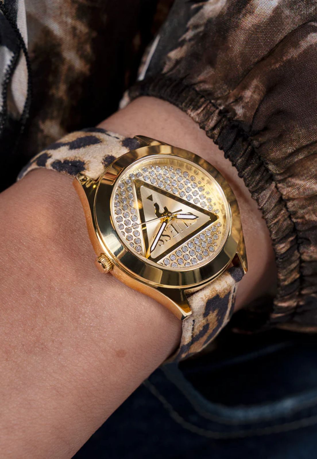 Relógio Redondo Logo Animal Print Dourado - Imagem 5