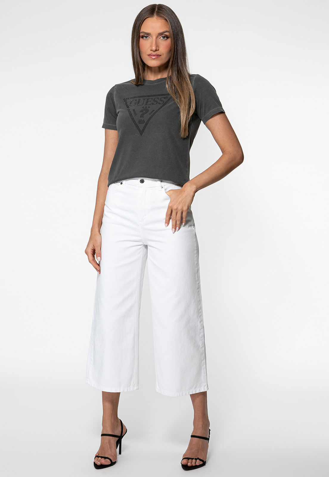 T-shirt Guess Triangulo Hot Fix Cristal Preto - Imagem 22