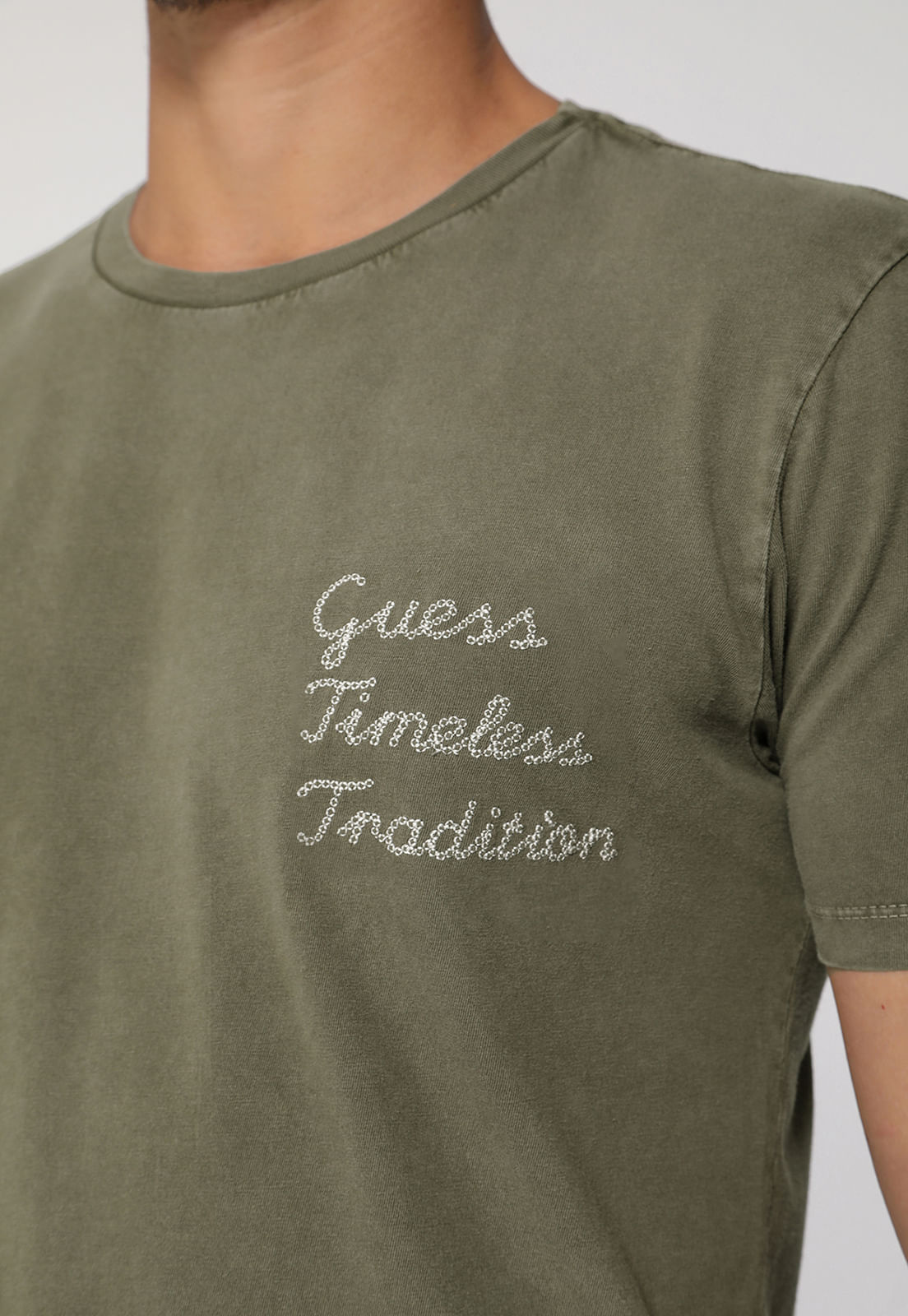 Camiseta Bordado Timeless Tradition Verde Oliva - Imagem 11