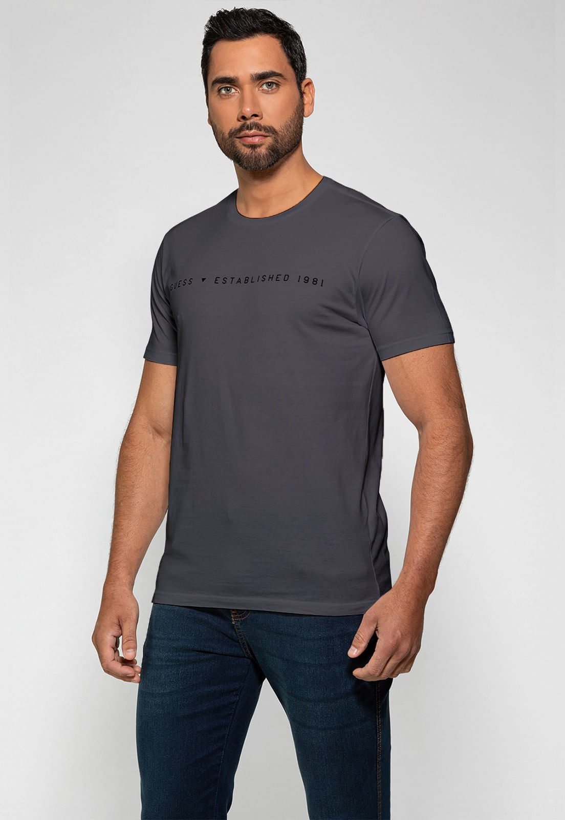 Camiseta Est 1981 Guess Cinza - Imagem 6