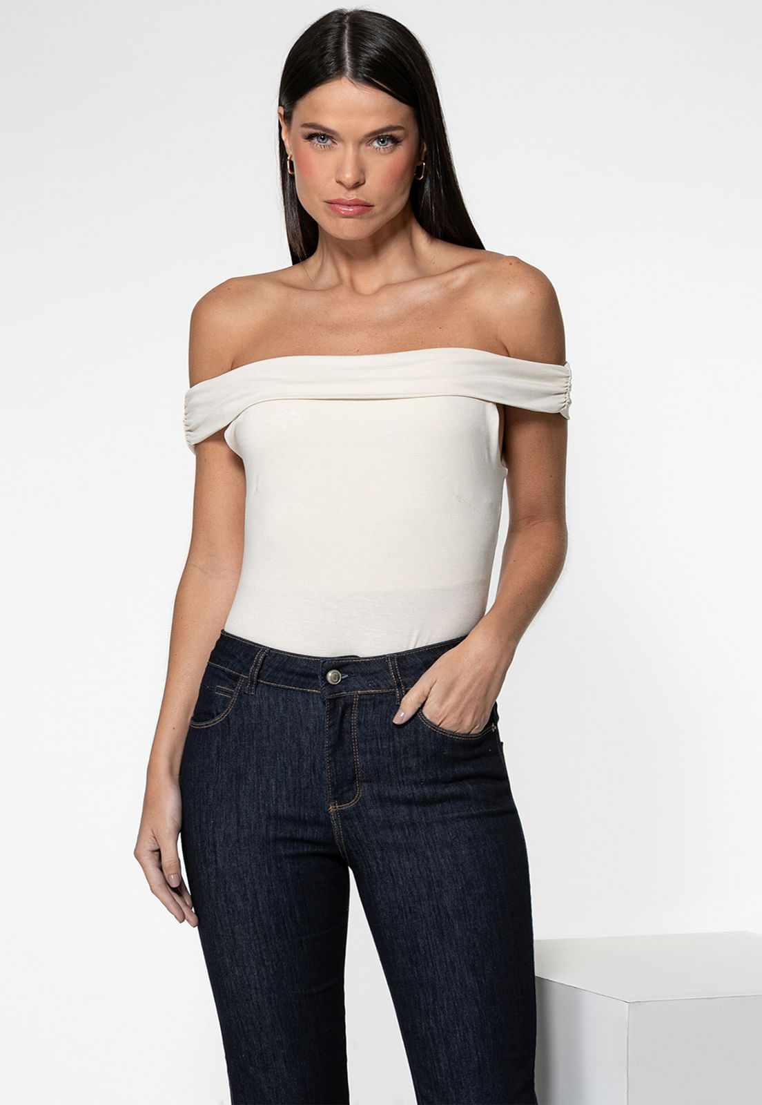 Blusa Malha Ombro A Ombro Creme - Imagem 5