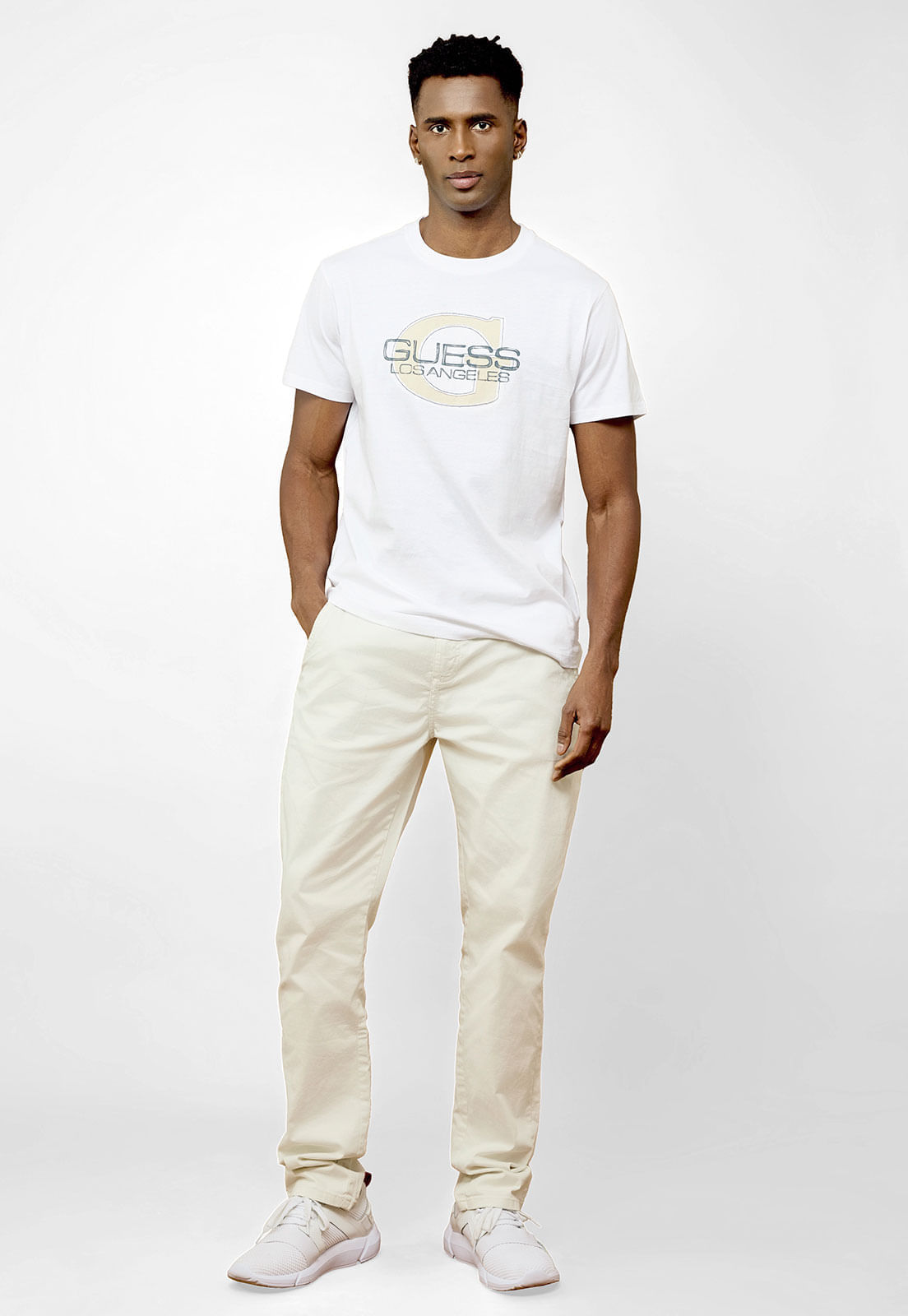 Camiseta Guess Big G Branco - Imagem 12