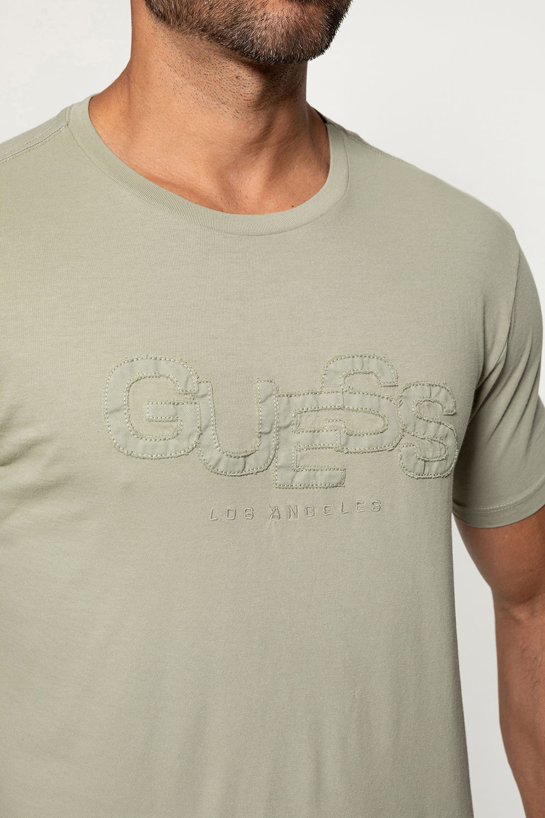 Camiseta Guess Aplique Sarja Verde - Imagem 18