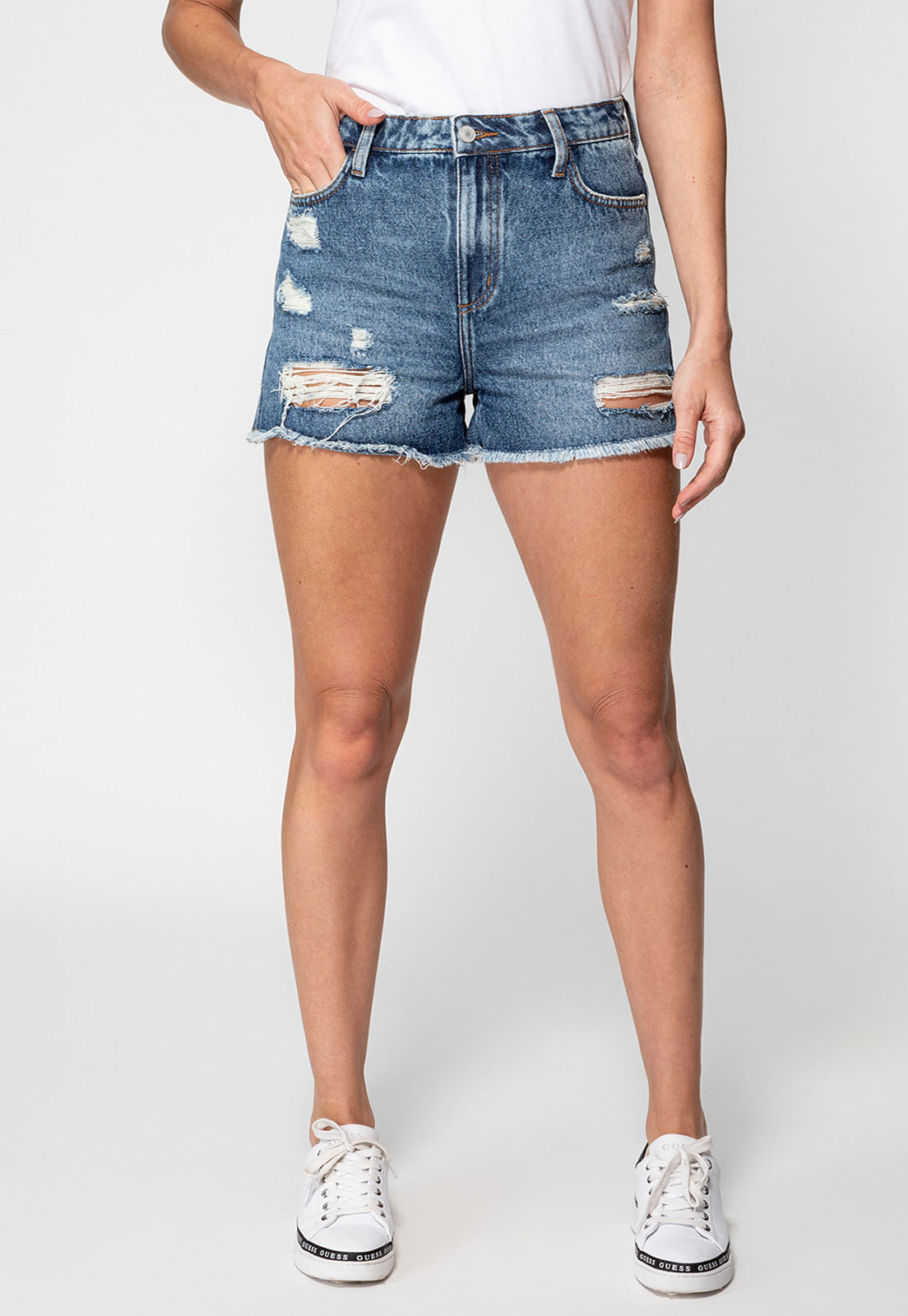 Short Jeans Puídos Rasgos Guess Azul - Imagem 38