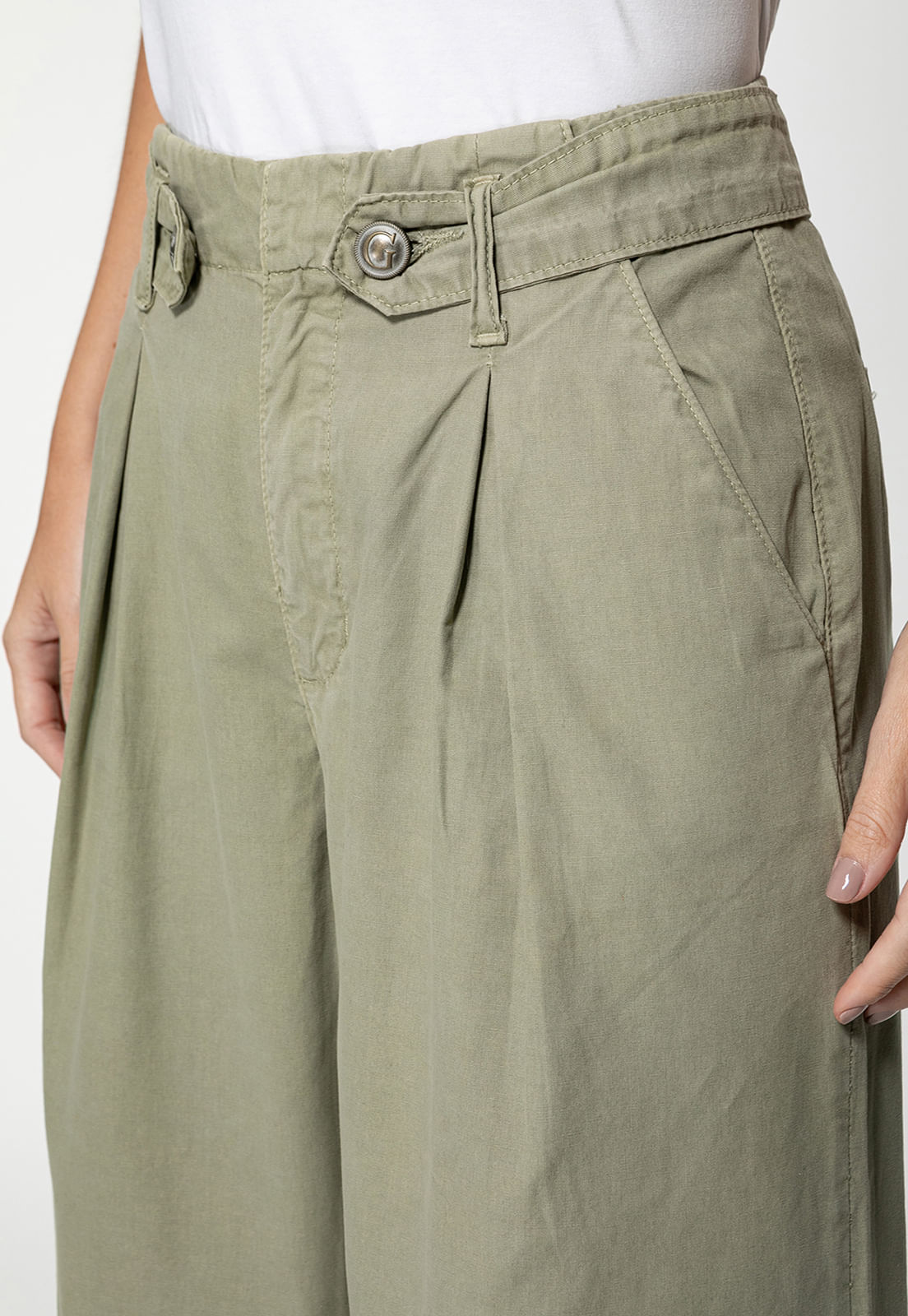 Calça Guess Sarja Wide Botões G Verde Musgo - Imagem 15